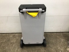 Brady Ska-K2 Spill Kit, 22 Gal Volume Absorbed Per Kit, Kaddie, Gray