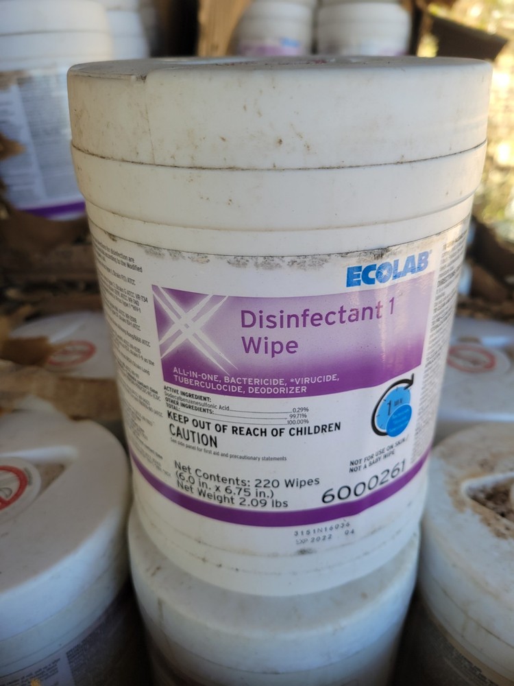 NOB Case of 12 ECOLAB Disinfectant Wipes 220ct Per Container