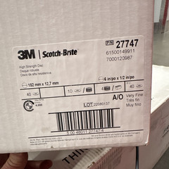 3M Scotch-Brite High Strength Disc 6in Very Fine A/O Red Round MPN 27747