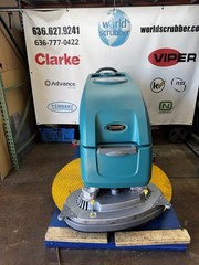 Tennant T500e Walk-Behind Floor Scrubber 32”/24V NewBattery SN1221 Low Hours 272