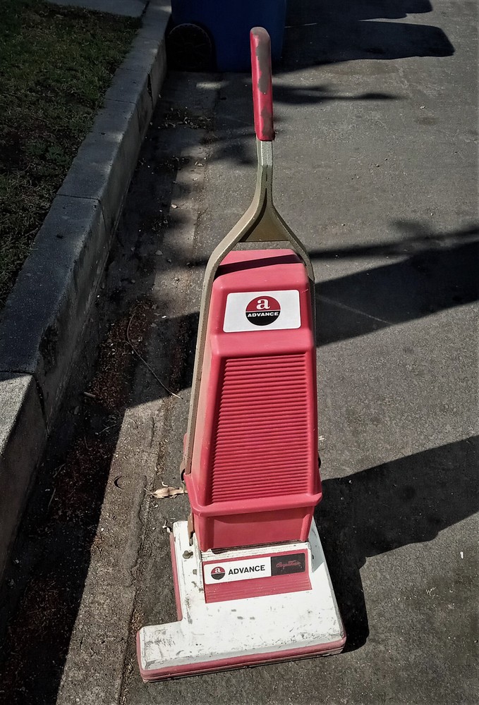 Advance Floor Machine Carpet Model HC-100 Upright – Yes Wors or for parts