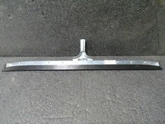 JM3283W-36″Grey PRO-SOURCE 36″ Rubber Blade Floor Squeegee Tapered End,Gray (HH)