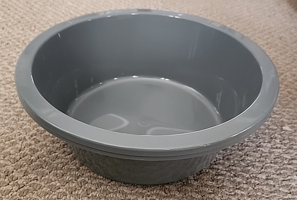 Round Washbasin 5 QT by Medline / Box of 50