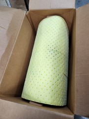 SPC Brady #CH30DP Sorbent Roll 30″ x 150 Ft Harsh Chemicals 40 Gal YELLOW Hi-Vis