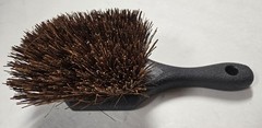 Carlisle 3651300 8.5″ Stiff Utility Scrub Brush