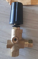 JE Adams 7100 Balanced Brass Unloader – 3/8 Inch, 2000 PSI, 8 GPM, Brown Spring