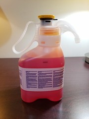 Diversey Stride Citrus Neutral Cleaner 1.4L New 95122613
