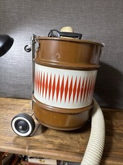 Vintage Mcm Shop-Vac Wet Dry Model 10 Gal Made U.S.A Brown Metal Can Model 777