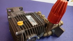 COMET pressure Washer Pump Used Needs Work. Pump Good Condition Broken Quik Rls