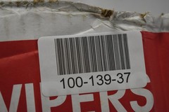 Uline Industrial Wipers Roll S-21157 12 x 13 White 750 Sheets Shop Towels Refill