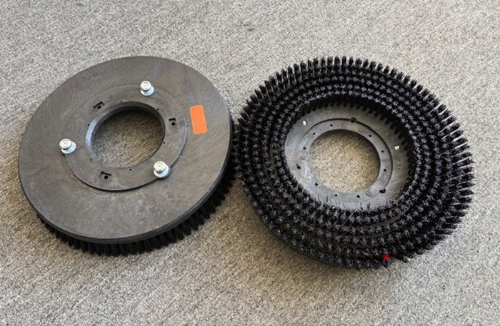 (2) 15″ SCRUBBING BRUSHES FOR VIPER FANG 32T WALK BEHIND SCRUBBERS, REPL VF84330