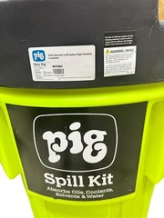 PIG KIT263 Spill Kit High Visibility 65 Gallon Kit – Oil, Coolant, Solvent+