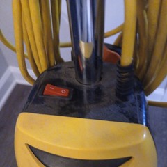 CARPET PRO COMMERCIAL UPRIGHT smart choice VACUUM MODEL CPU-2, works great.