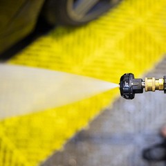New Adjustable Pressure Washer Spray Nozzle, 6-in-1 Quick Change over, 1/4 inch