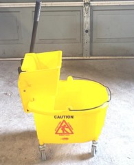 Harper By CleanCo Commercial Mop Bucket 35 Quart W Side-Press Wringer Heavy Duty