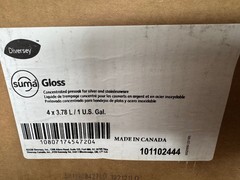 (4) Diversey Suma Gloss Concentrated Presoak for Silver and Stainlessware 1 Gal