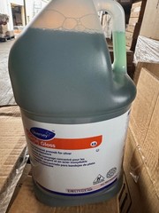 (4) Diversey Suma Gloss Concentrated Presoak for Silver and Stainlessware 1 Gal