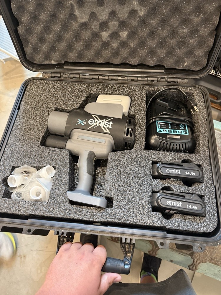 EMist EPIX360 Cordless Electrostatic Sprayer Kit Hard Case Charger 2x 14.4V