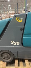 Tenant S 20 floor machine sweeper Good working condition needs new batteries