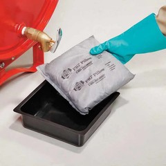 Pig Absorbent Pillow In Pan, 12 gal, , Black/Gray PAN201 Pig PAN201 036226014026