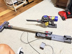 Dyson V8 Animal Cordless Bagless Vacuum w/ Motorized Floor Tool, Crevice