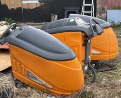 Taski Swingo 1655 Floor Scrubber W/ 4 Batt Charger Incl 4 Other Machines