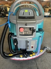 Tennant T500e 32″ Disk Floor Scrubber