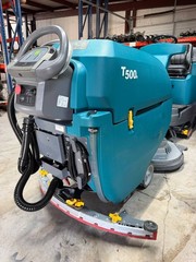 Tennant T500e 32″ Dual Disk Walk-Behind Floor Scrubber Cleaner | 545 Hrs