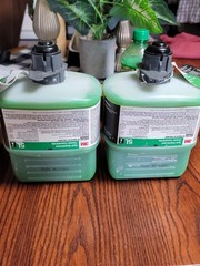 2pc 3M 2-LITER 5L QUAT DISINFECTANT CLEANER CONCENTRATE LOT 331323