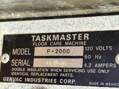 Vtg Taskmaster Heavy Duty Commercial Scrubber P-2000 Shampooer w/4 Brushes