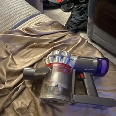 Dyson V7 Cordless Handheld Bagless Vacuum Cleaner w/ All-Purpose Tool