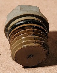 Kawasaki FH381V FH721V FS541V FH661V Engine Oil Drain Plug + O Ring 92066-7003