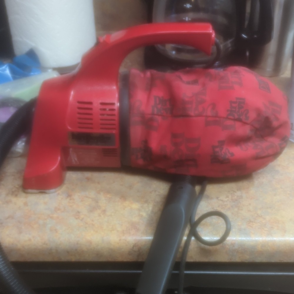 Dirt Devil Scorpion Corded Bagged Handheld Vacuum w/ Hose, Tool