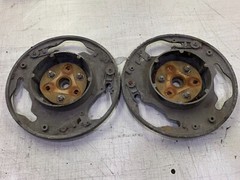 NILFISK ADVANCE ADVENGER 3210D DRIVE PLATE PAIR 172-2089 SET OF 2