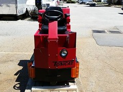 TomCat 350 35inch Disc Rider Floor Scrubber under 700Hours 60 day parts WARRANTY