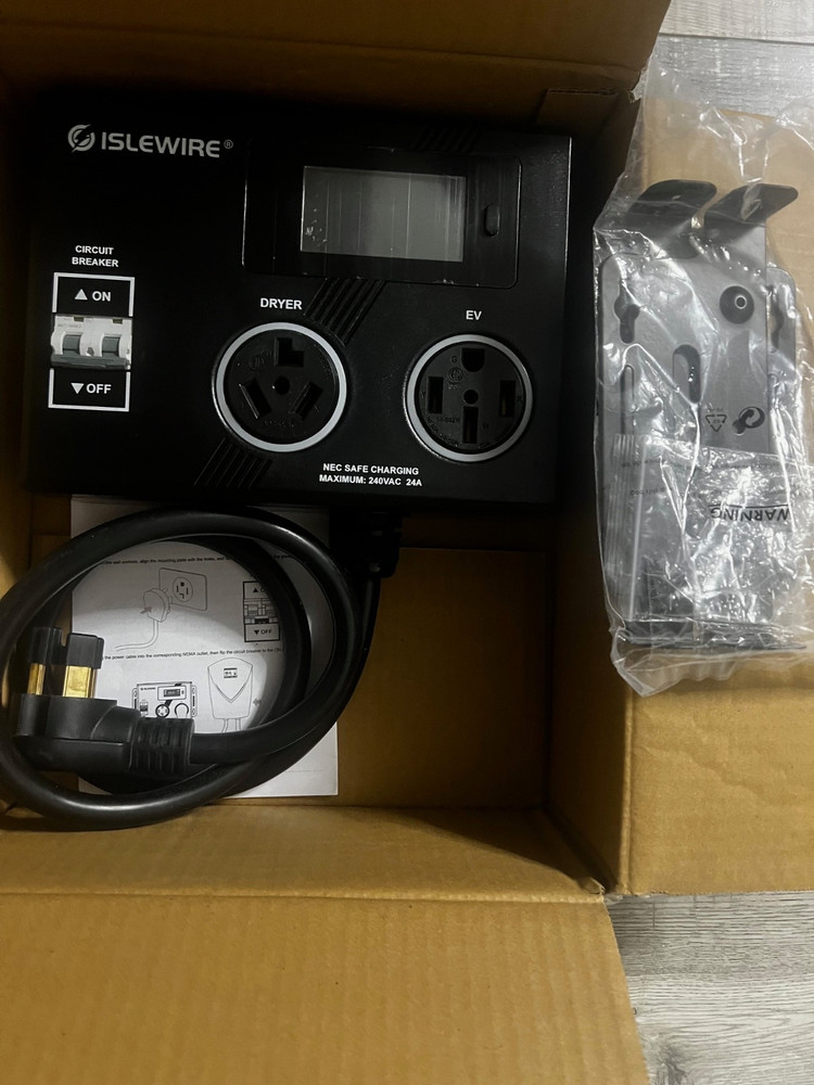 Islewire LV05 Smart Dryer and EV Auto Power Charger Splitter Switch, 240V, 24A