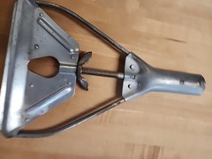 One Heavy Duty Quick Change Commercial Metal Mop Head NOS