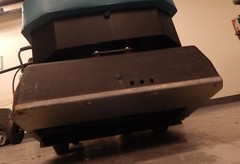 Tennant 1510 22″ Walk-Behind Carpet Extractor Cleaner, Cordless, Great Condition