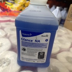 Diversey Lot of 2 Glass & Multi-surface Cleaner, 2.5L, Blue, Unscented,