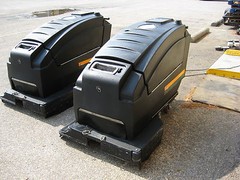 NSS WRANGLER 3330 Floor Scrubber 33″, under 300 HOURS, 60 day parts WARRANTY