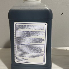 2 Diversey R9 Plus Acidic Bathroom Surface Cleaner 95722424 J-Fill 2.5 L
