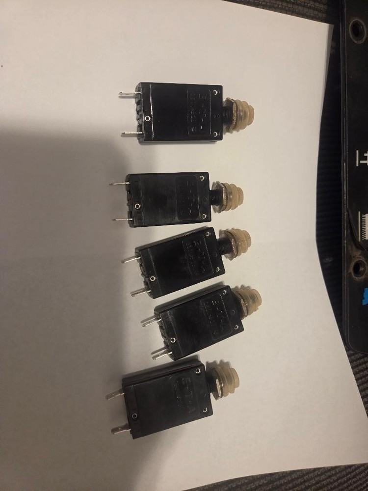 LOT OF 5 CIRCUIT BREAKER 5 10 15 AMP 250 VAC 3800 Nilfisk-Advance Floor Scrubber