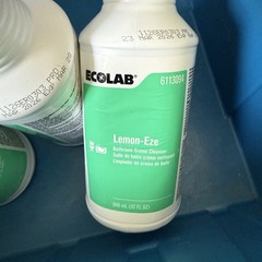 Pack Of 6 ECOLAB Lemon-Eze Bathroom Creme Cleanser • 13094 •32floz