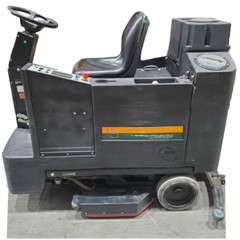 nss Champ 3529 Floor Scrubber In Working Condition New Batteries included