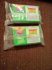 2 Vtg Ultra Gain Odor Removing Bleach Powder Detergent 3.7 oz Sample Boxes 1993