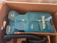 Makita XCV18ZX Cordless Backpack Vacuum Cleaner HEPA Bagged 18V 36V