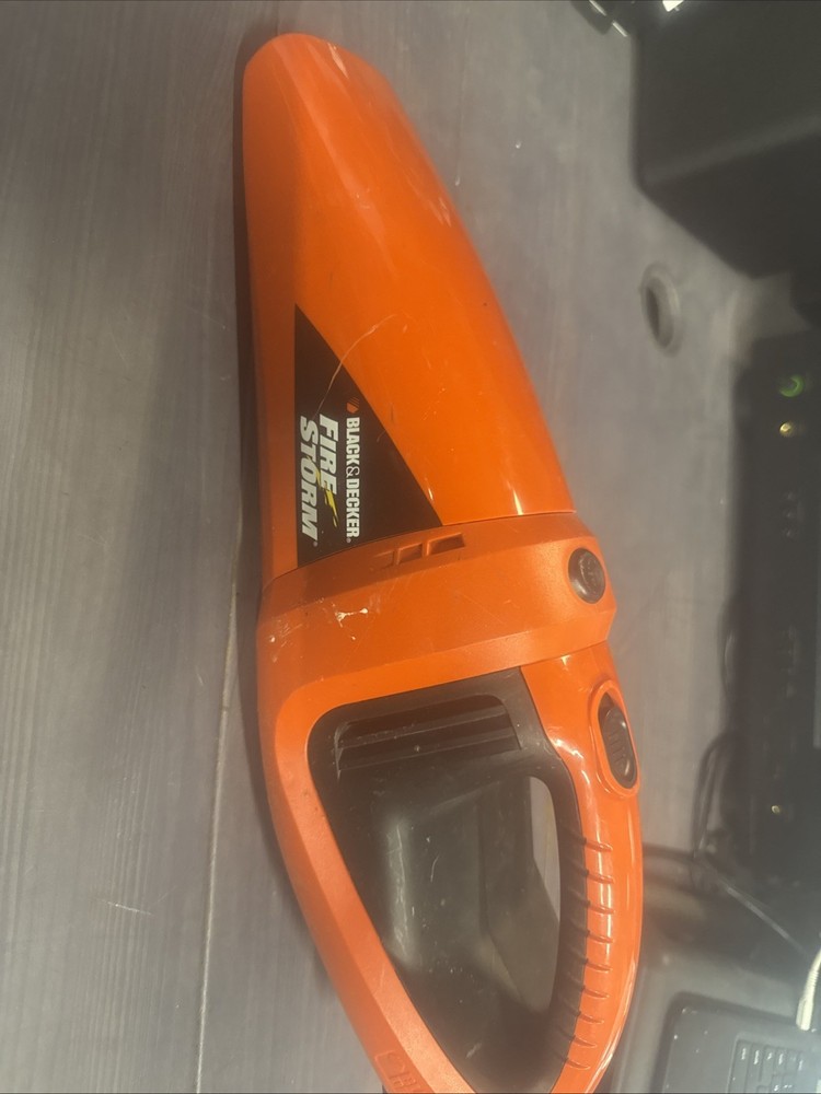 Black & Decker Fire Storm 18V Cordless Handheld Vacuum Vac Model FS1800HV