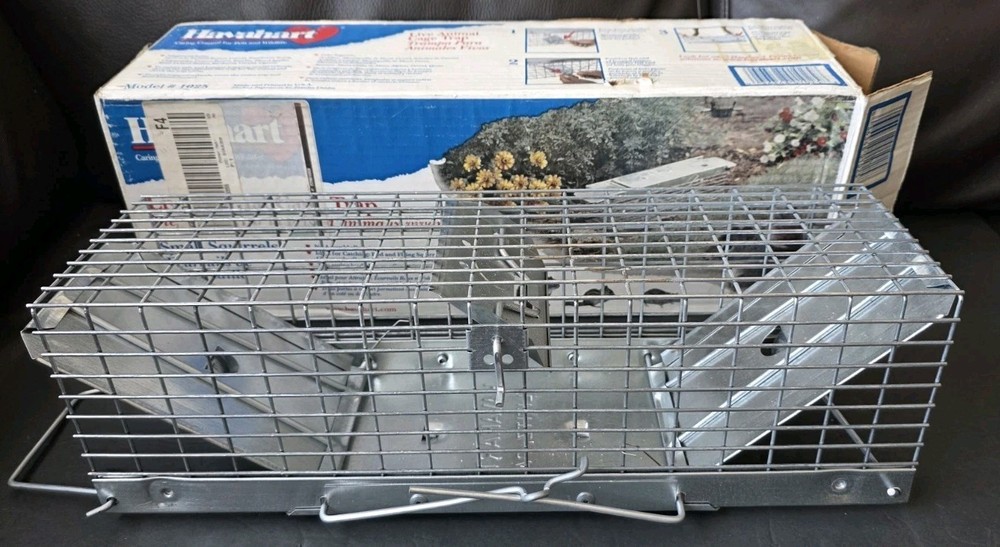 Havahart 1025 Small 2-Door Live Animal Cage Trap Squirrel Chipmunk Rat w/ Box