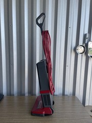 Electrolux U129A Heavy Duty Commercial Upright Vacuum Tested/Works