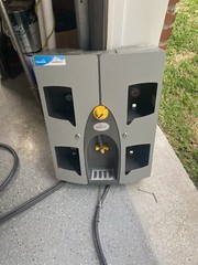 Diversey D3754220 J-Fill QuattroSelect Dispenser USED